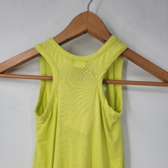 Terez Tank Top Size Large Lightweight Athletic Bright Yellow Cropped Workout Top - Picture 9 of 13